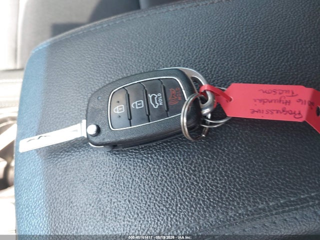 Продаж на аукціоні авто 2016 Hyundai Tucson Se, vin: KM8J3CA44GU243436, номер лоту: 45161417