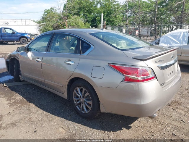 Продажа на аукционе авто 2015 Nissan Altima 2.5 S, vin: 1N4AL3AP4FC465855, номер лота: 45161420
