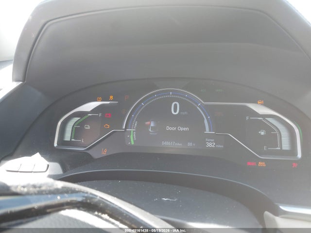 2019 Honda Clarity Plug-in Hybrid მანქანა იყიდება აუქციონზე, vin: JHMZC5F18KC007113, აუქციონის ნომერი: 45161438