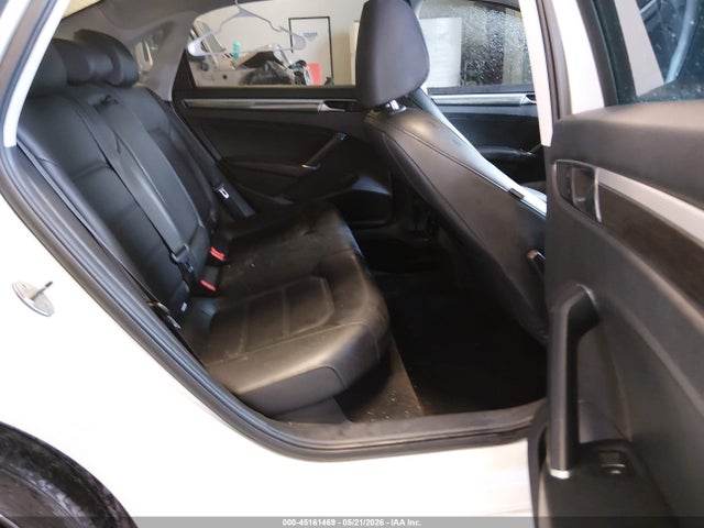 Продажа на аукционе авто 2017 Volkswagen Passat 1.8t Se, vin: 1VWBT7A33HC020705, номер лота: 45161469