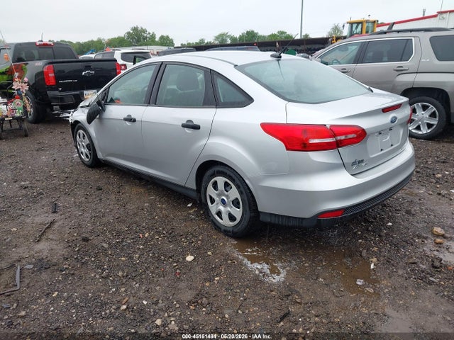 45161484 :رقم المزاد ، 1FADP3E27GL378324 vin ، 2016 Ford Focus S مزاد بيع