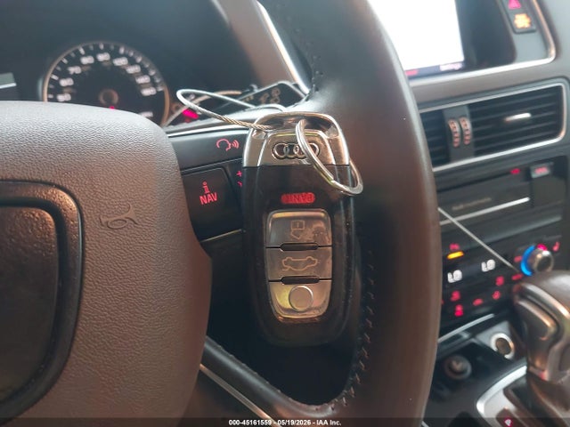 Audi Q5 2.0t Premium 2015 WA1LFAFP4FA110083 Image 11