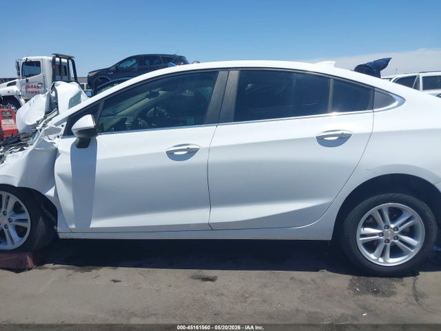 1G1BE5SM5J7214541 Chevrolet Cruze Lt Auto