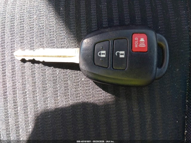 45161601 :رقم المزاد ، 2T3BFREV7GW509976 vin ، 2016 Toyota Rav4 Le مزاد بيع