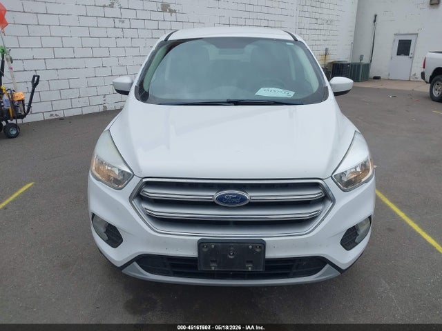 45161607 :رقم المزاد ، 1FMCU9GD9HUE18507 vin ، 2017 Ford Escape Se مزاد بيع