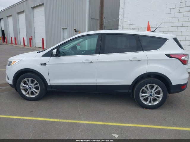 45161607 :رقم المزاد ، 1FMCU9GD9HUE18507 vin ، 2017 Ford Escape Se مزاد بيع