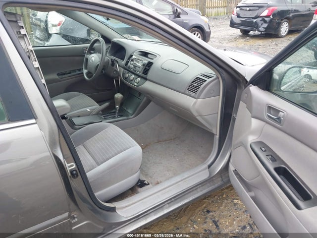 45161669 :رقم المزاد ، 4T1BE32K46U745017 vin ، 2006 Toyota Camry Le مزاد بيع