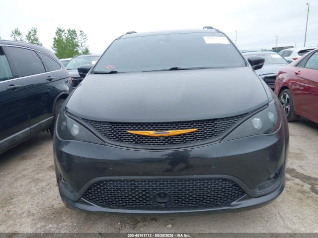 Продажа на аукционе авто 2017 Chrysler Pacifica Limited, vin: 2C4RC1GG5HR513575, номер лота: 45161713