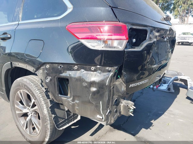 Toyota Highlander 2019 5TDZARFH8KS054278 Image 35