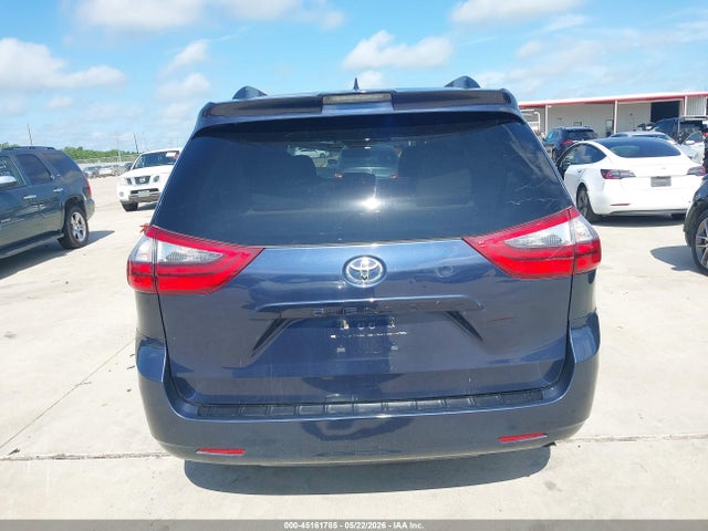 2020 Toyota Sienna Xle მანქანა იყიდება აუქციონზე, vin: 5TDYZ3DC9LS021560, აუქციონის ნომერი: 45161785
