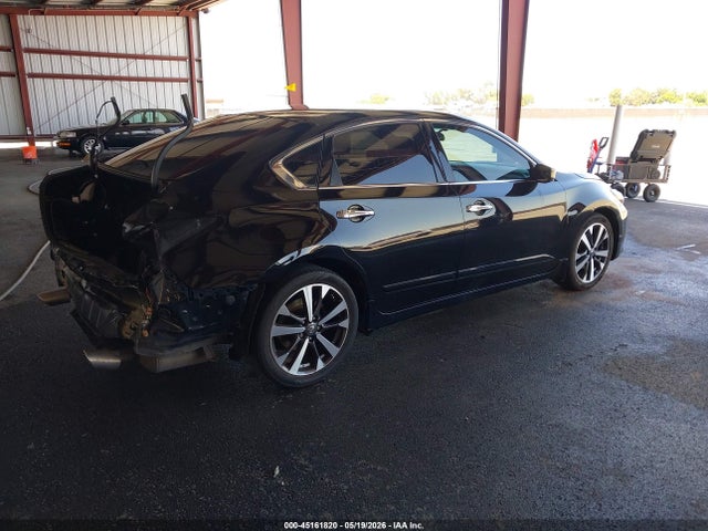1N4AL3AP7HN317447 Nissan Altima 2.5 Sr