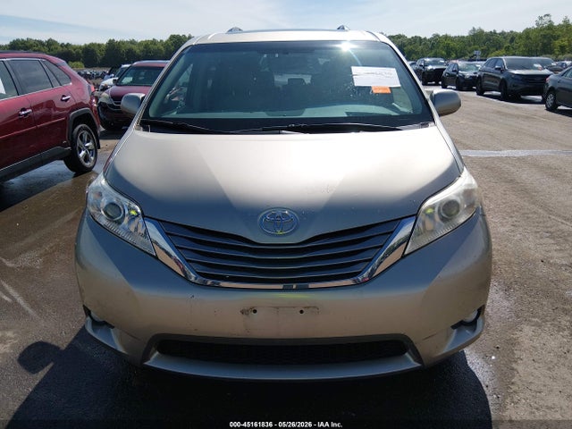 Продажа на аукционе авто 2016 Toyota Sienna Xle 8 Passenger, vin: 5TDYK3DC1GS742689, номер лота: 45161836