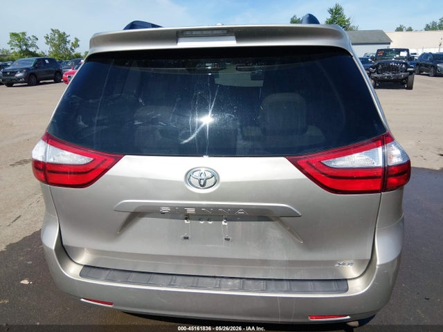 Продажа на аукционе авто 2016 Toyota Sienna Xle 8 Passenger, vin: 5TDYK3DC1GS742689, номер лота: 45161836