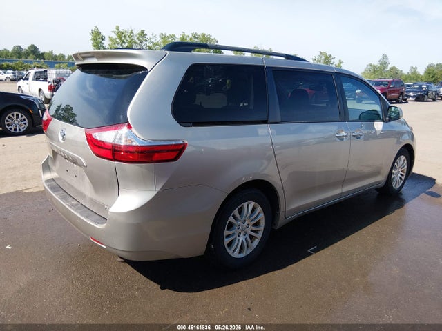 Продажа на аукционе авто 2016 Toyota Sienna Xle 8 Passenger, vin: 5TDYK3DC1GS742689, номер лота: 45161836