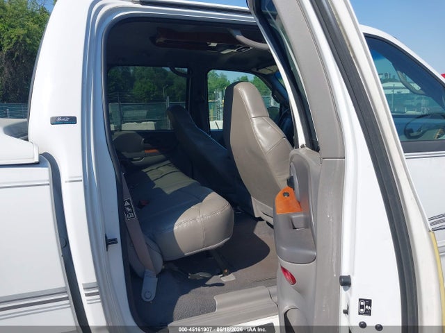 Продажа на аукционе авто 2001 Ford F-150 King Ranch Edition/lariat/xlt, vin: 1FTRW08L81KF19176, номер лота: 45161907