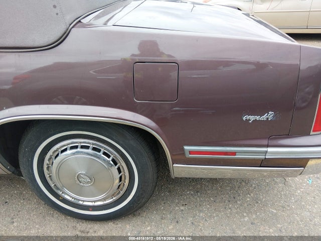 1988 Cadillac Deville მანქანა იყიდება აუქციონზე, vin: 1G6CD1152J4328051, აუქციონის ნომერი: 45161912