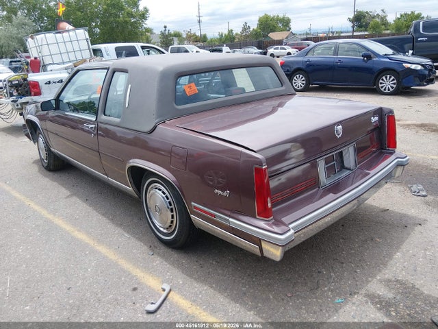 1988 Cadillac Deville მანქანა იყიდება აუქციონზე, vin: 1G6CD1152J4328051, აუქციონის ნომერი: 45161912