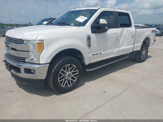 Ford F-250 Lariat 2017 1FT7W2BTXHEB39888 Image 2