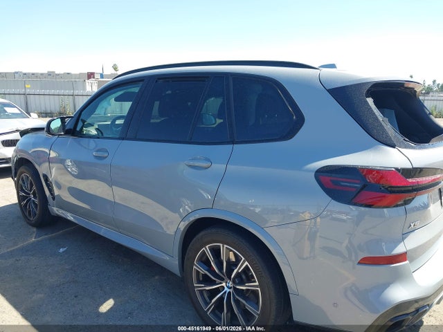 BMW X5 M60i 2024 5UX33EU05R9T83114 Image 15