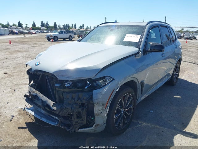 BMW X5 M60i 2024 5UX33EU05R9T83114 Image 2