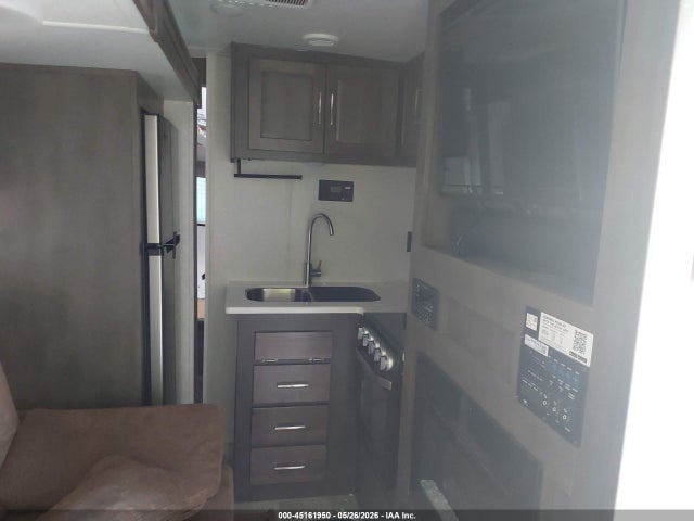 Forest River Rockwood Mini Lite 2021 4X4TRLA2XMD442717 Image 7