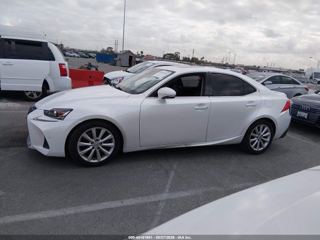 45161951 :رقم المزاد ، JTHDA1D22L5107315 vin ، 2020 Lexus Is 300 مزاد بيع