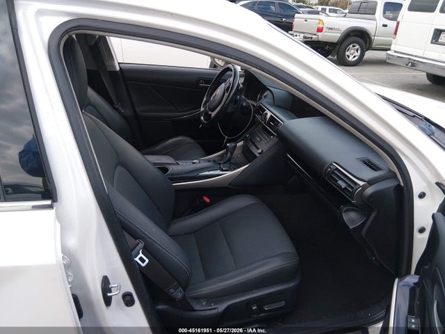 45161951 :رقم المزاد ، JTHDA1D22L5107315 vin ، 2020 Lexus Is 300 مزاد بيع