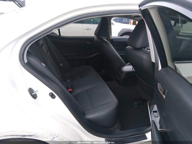 45161951 :رقم المزاد ، JTHDA1D22L5107315 vin ، 2020 Lexus Is 300 مزاد بيع