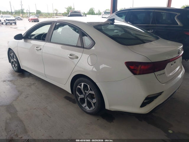 KIA Forte Lxs 2019 3KPF24AD4KE046597 Image 3