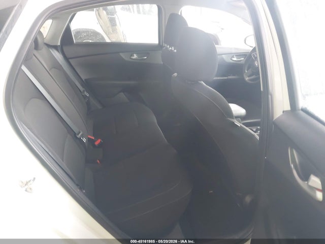 KIA Forte Lxs 2019 3KPF24AD4KE046597 Image 8