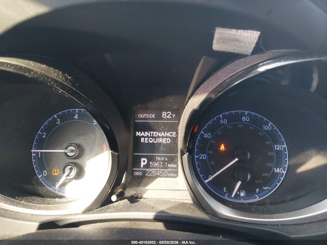 45162002 :رقم المزاد ، 2T1BURHE9FC235237 vin ، 2015 Toyota Corolla S Plus مزاد بيع