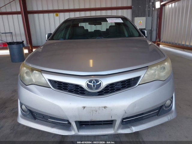 2014 Toyota Camry Se მანქანა იყიდება აუქციონზე, vin: 4T1BF1FK4EU354542, აუქციონის ნომერი: 45162054
