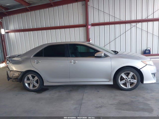 2014 Toyota Camry Se მანქანა იყიდება აუქციონზე, vin: 4T1BF1FK4EU354542, აუქციონის ნომერი: 45162054