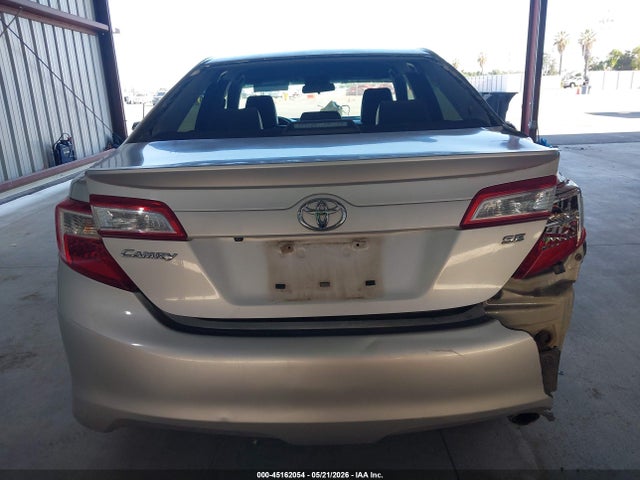 2014 Toyota Camry Se მანქანა იყიდება აუქციონზე, vin: 4T1BF1FK4EU354542, აუქციონის ნომერი: 45162054
