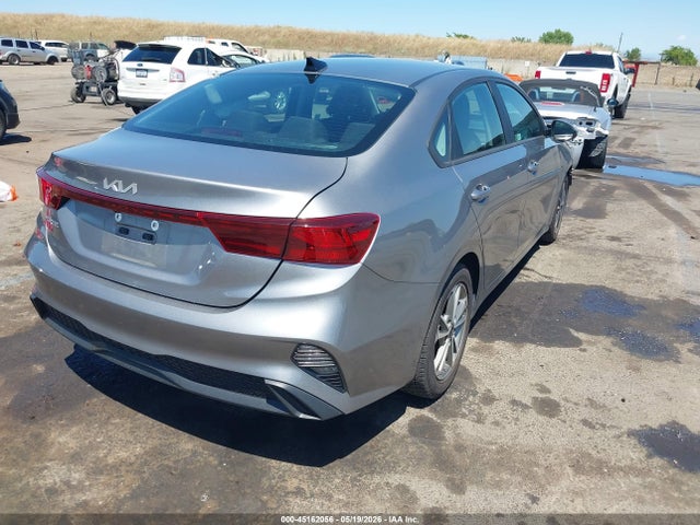 KIA Forte Lxs 2023 3KPF24AD1PE542061 Image 4
