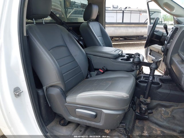 Продажа на аукционе авто 2015 Ram 4500 Chassis Tradesman/slt, vin: 3C7WRLAJXFG683132, номер лота: 45162112