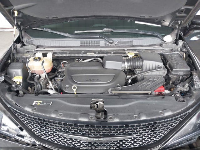 45162123 :رقم المزاد ، 2C4RC1BG4KR507538 vin ، 2019 Chrysler Pacifica Touring L مزاد بيع