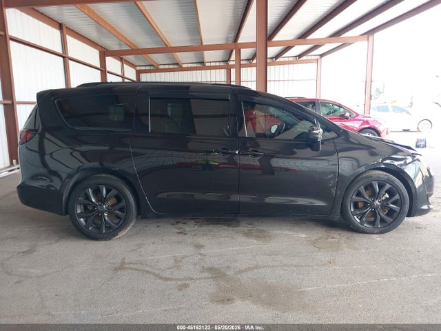 45162123 :رقم المزاد ، 2C4RC1BG4KR507538 vin ، 2019 Chrysler Pacifica Touring L مزاد بيع