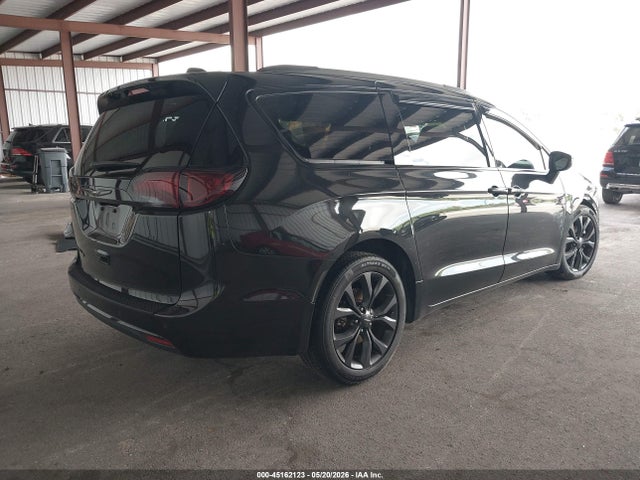 45162123 :رقم المزاد ، 2C4RC1BG4KR507538 vin ، 2019 Chrysler Pacifica Touring L مزاد بيع