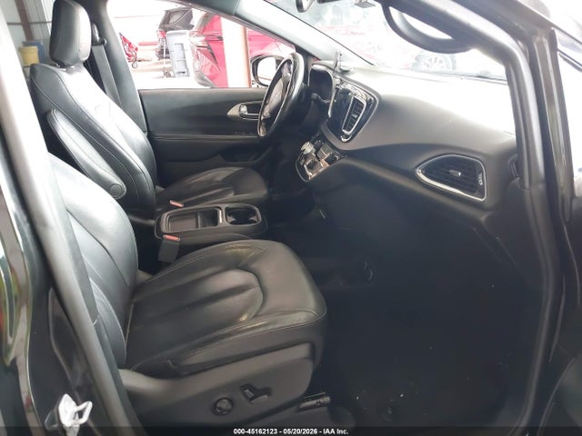 45162123 :رقم المزاد ، 2C4RC1BG4KR507538 vin ، 2019 Chrysler Pacifica Touring L مزاد بيع