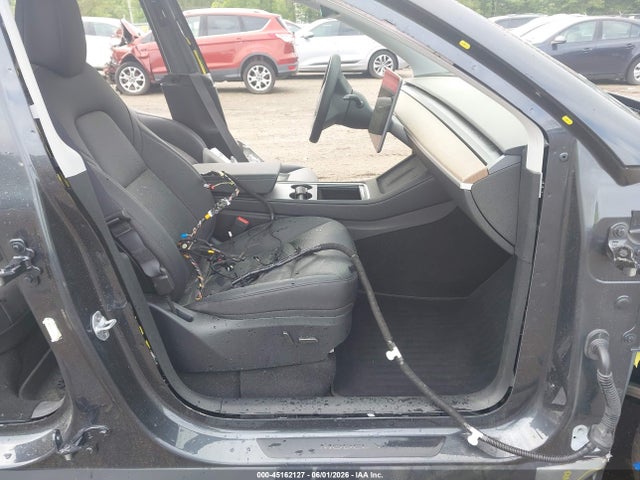 45162127 :رقم المزاد ، 7SAYGDEE8RA296281 vin ، 2024 Tesla Model Y Long Range Dual Motor All-wheel Drive مزاد بيع