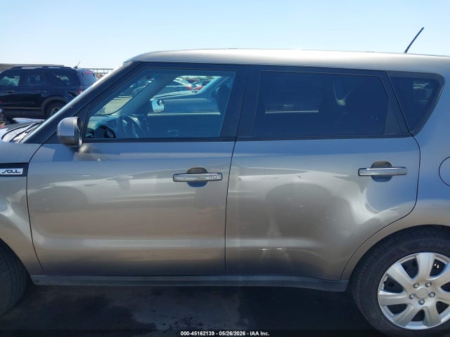 KIA SOUL + 2015 KNDJP3A57F7126674 Image 15