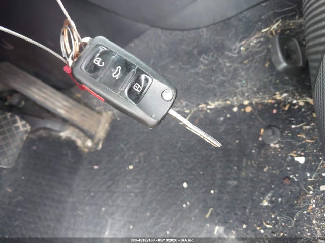 45162169 :رقم المزاد ، 3VW5X7AT2EM801260 vin ، 2014 Volkswagen Beetle 2.5l مزاد بيع
