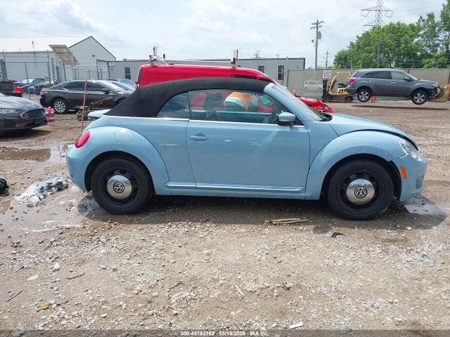 45162169 :رقم المزاد ، 3VW5X7AT2EM801260 vin ، 2014 Volkswagen Beetle 2.5l مزاد بيع