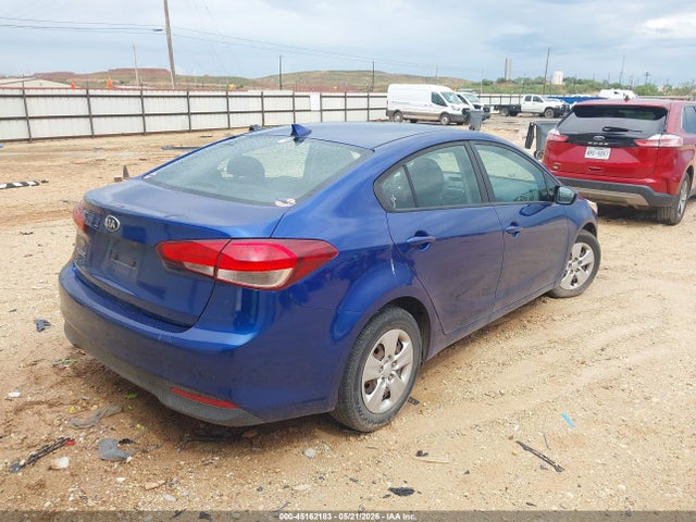 45162183 :رقم المزاد ، 3KPFK4A79HE098097 vin ، 2017 Kia Forte Lx مزاد بيع