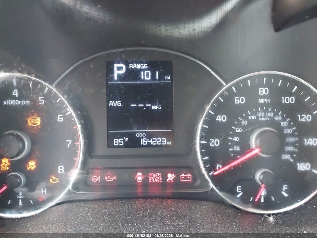 45162183 :رقم المزاد ، 3KPFK4A79HE098097 vin ، 2017 Kia Forte Lx مزاد بيع