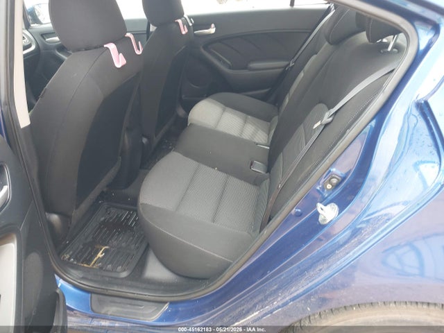 45162183 :رقم المزاد ، 3KPFK4A79HE098097 vin ، 2017 Kia Forte Lx مزاد بيع