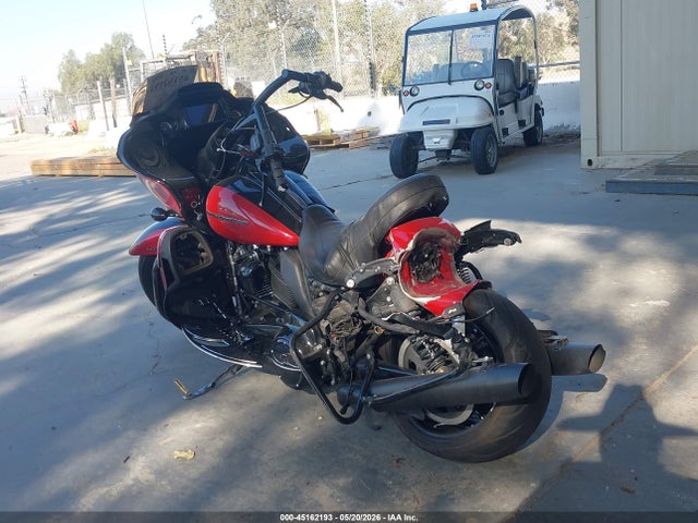 Harley-Davidson FLTRK 2020 1HD1KZF15LB659640 Image 3