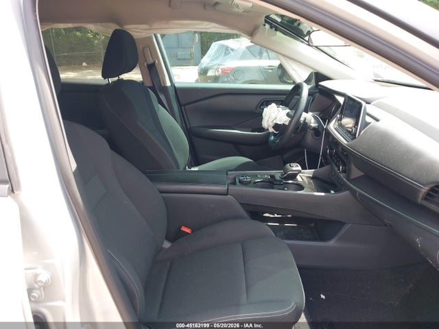 5N1BT3AB8SC770056 Nissan Rogue S Intelligent Awd