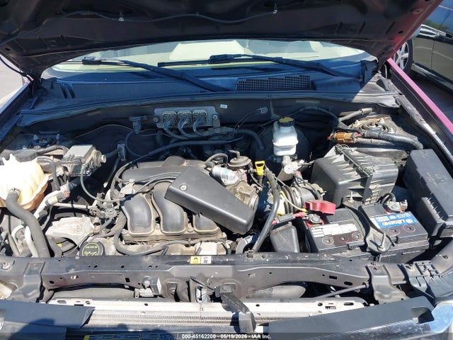 45162200 :رقم المزاد ، 1FMCU03168KB75757 vin ، 2008 Ford Escape Xlt مزاد بيع